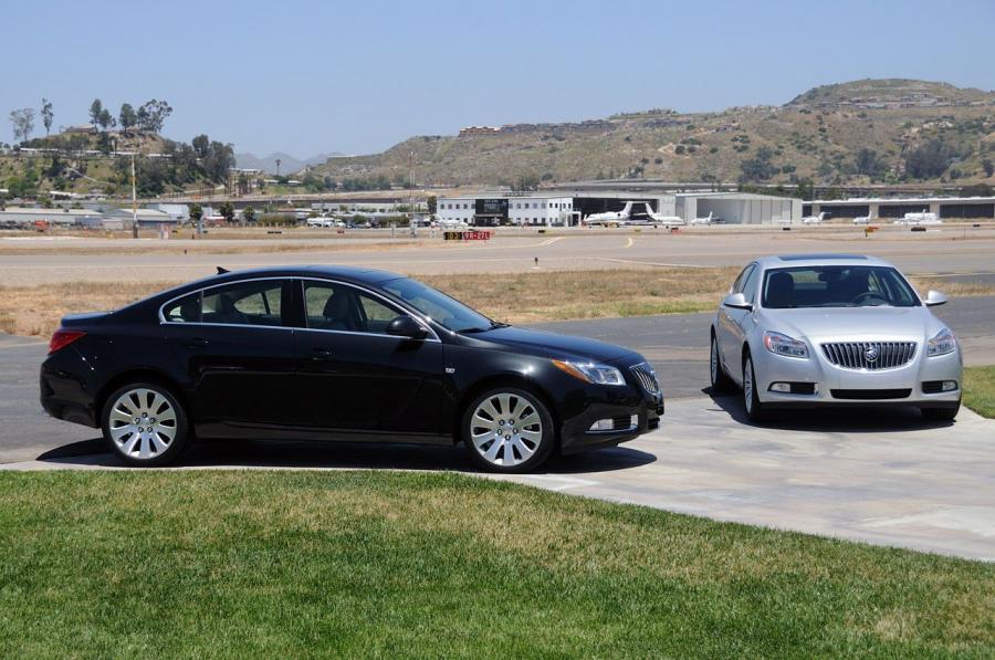  Buick Regal 2011 года  (фото 12 из 77)